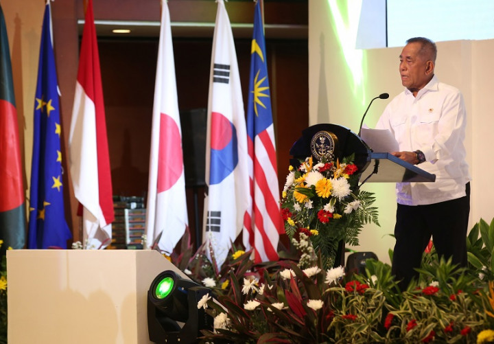 Menhan Segera Jawab Permohonan Kivlan Zen