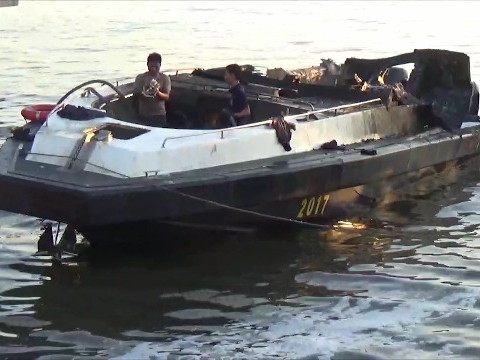 Korban Kapal Patroli Polairud Sulsel Terbakar Dioperasi