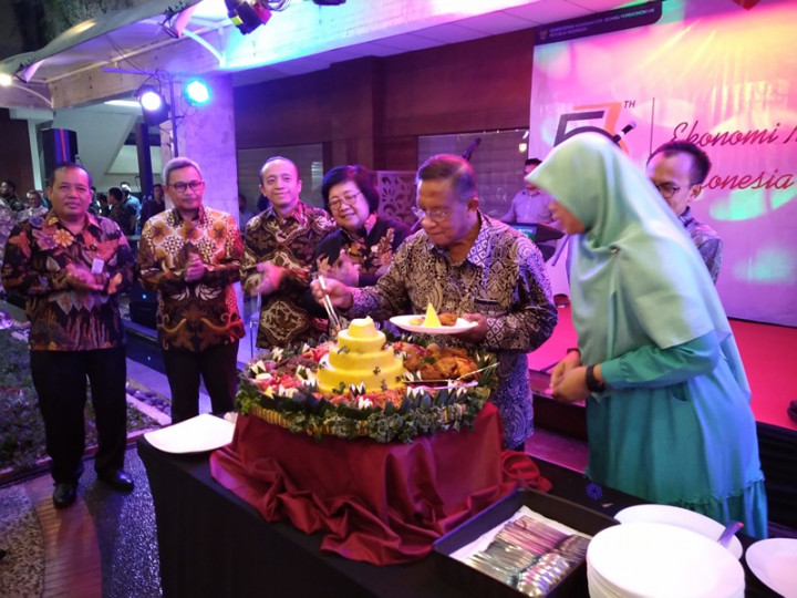 HUT ke-53 Kemenko Perekonomian, Darmin Ingatkan Perang Dagang