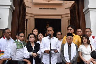 Koalisi Jokowi Cukup