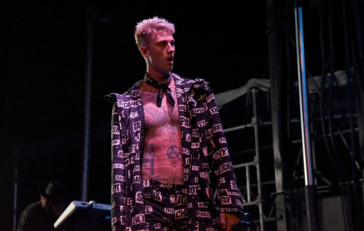 Jadwal Konser Machine Gun Kelly di Jakarta Dimajukan