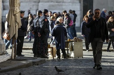 Diduga Bunuh Polisi Italia, Dua Turis AS Ditangkap