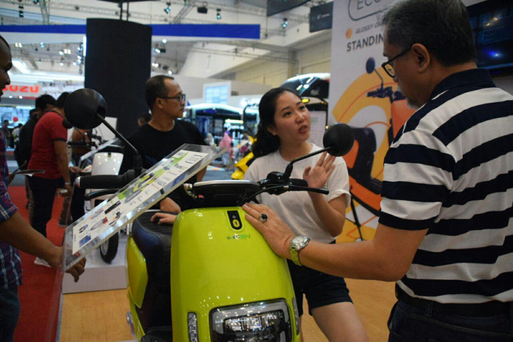 ECGO Bike II memiliki kecepatan maksimal 55-60 kilometer per jam (kpj), dengan kombinasi baterai kondisi penuh bisa menempuh jarak hingga 80 kilometer. GCT