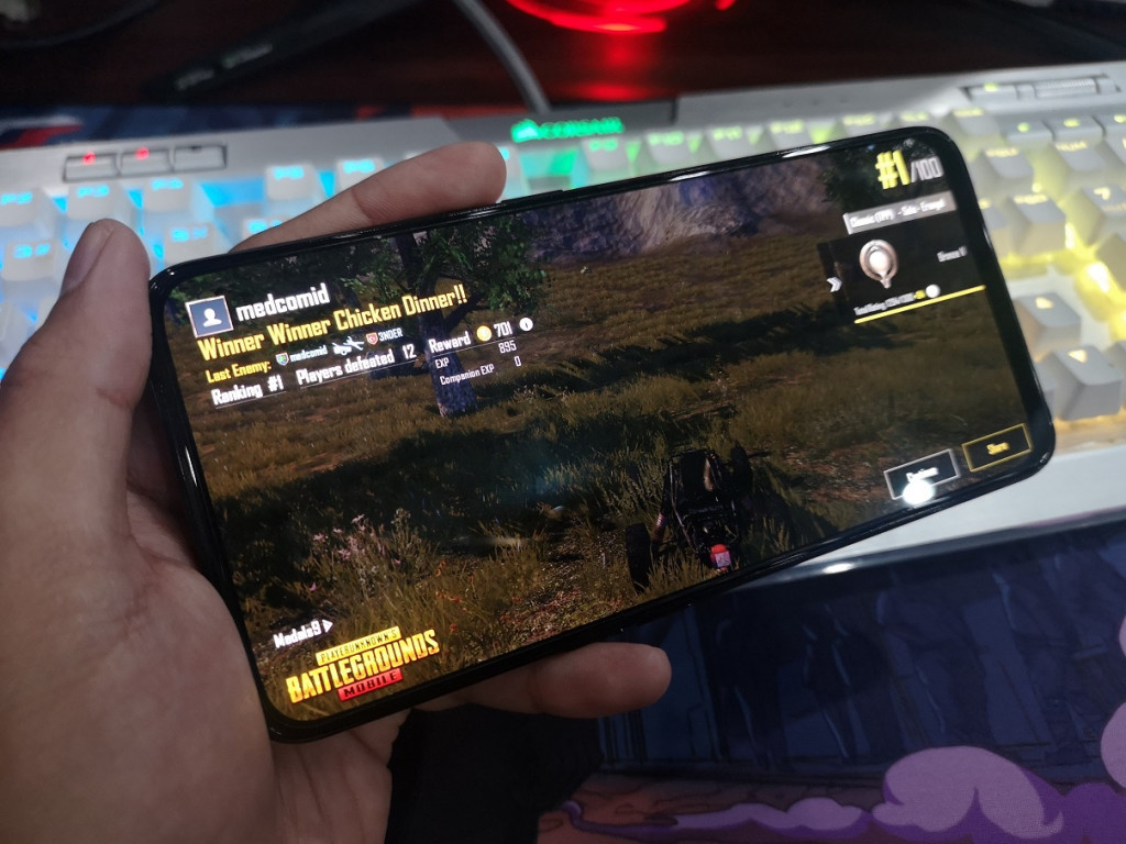 Menjajal game PUBG Mobile di Realme X.
