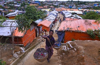 Rohingya Tuntut Pengakuan Status Sebelum Repatriasi