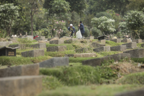 Jakarta Diminta Menerbitkan Aturan Makam Tumpang