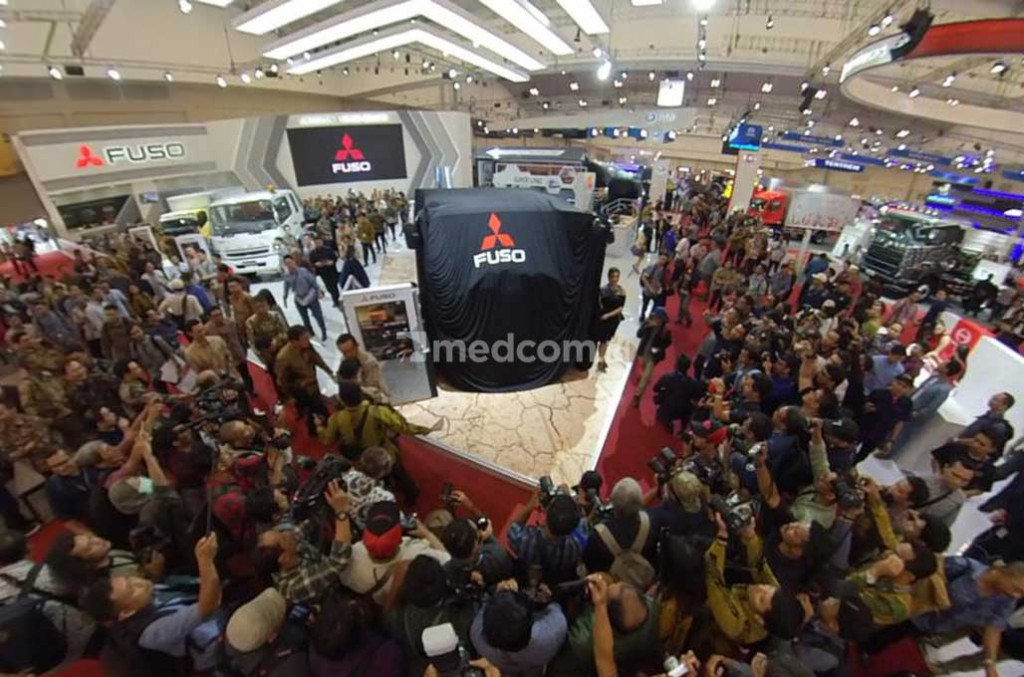 Mitsubishi Fuso dulang penjualan terbaik selama pelaksanaan GIIAS. medcom.id/Ahmad Garuda