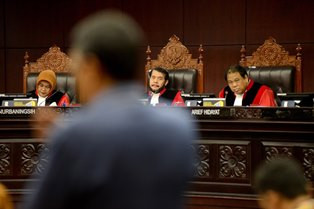 MK Minta KPU Tak Sembarangan Rekrut Petugas KPPS