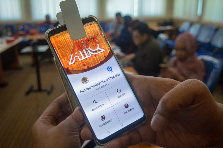 LIPI Ciptakan Aplikasi Pengidentifikasi Kayu Otomatis