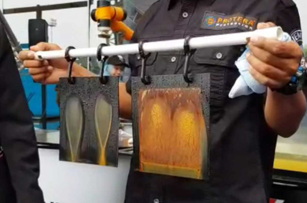 Semprot Air Laut Cara Protera Buktikan Anti Karat Semprot Air Laut Cara Protera Buktikan Anti Karat