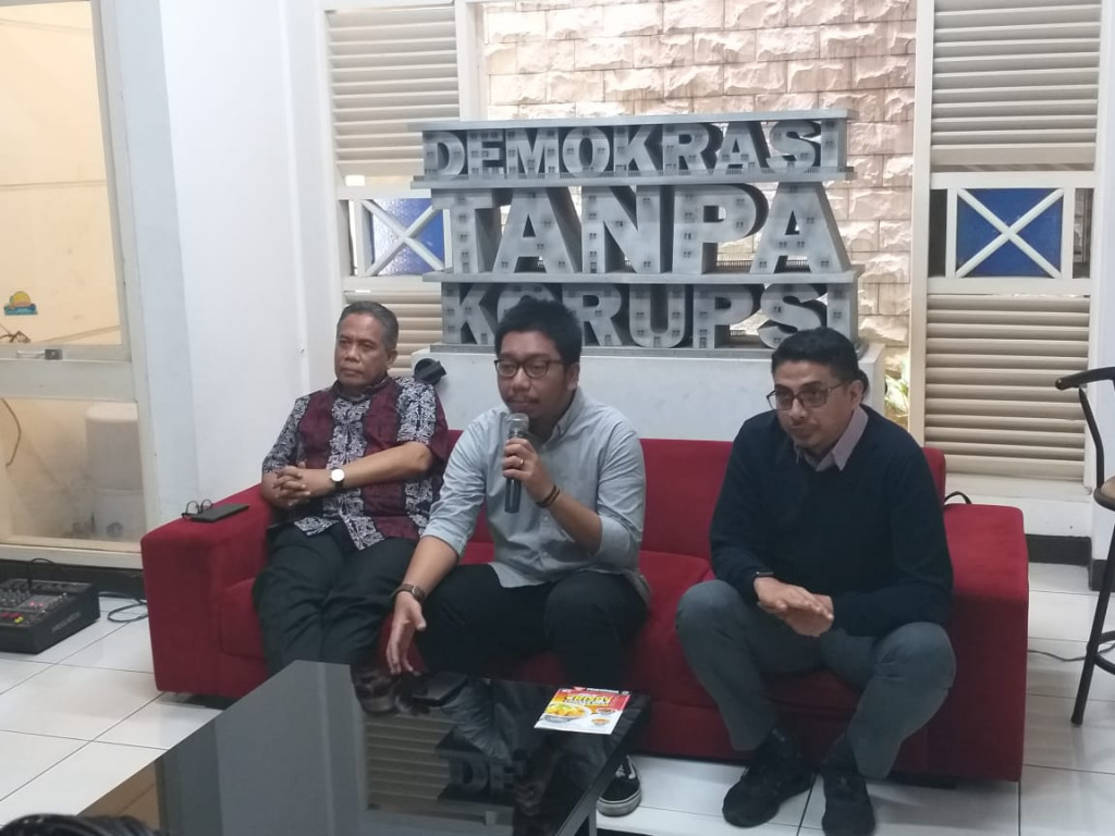 Diskusi di kantor Indonesia Corruption Watch (ICW), Kalibata, Jakarta Selatan. Medcom.id/Fachrie Audhia Hafiez