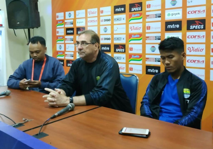 Faktor Non-Teknis Jadi Alibi Persib Usai Dipecundangi Arema