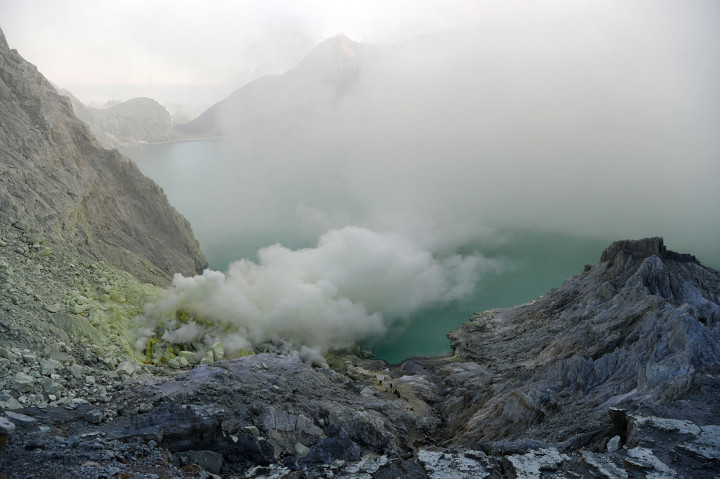 Setiap Jumat Minggu Pertama Kawah Ijen Ditutup