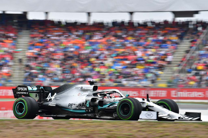 Lupakan Insiden GP Jerman, Hamilton Janji 100 Persen di Hungaria