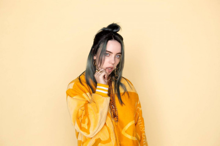 Rumahnya Didatangi Penggemar, Billie Eilish Trauma