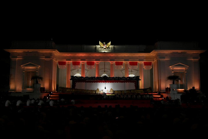 Mensesneg Ajak Warga Doakan Warga Banten Pascagempa