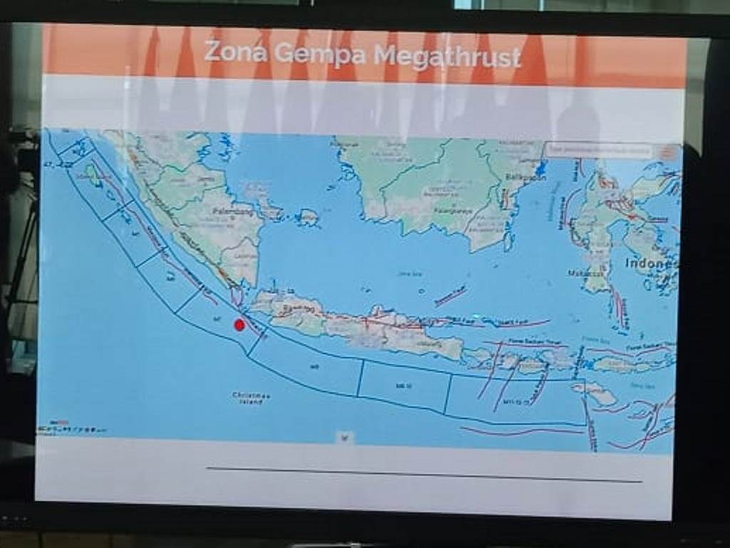 BNPB: Laut Selatan Sumatra-Jawa Rentan Gempa - Medcom.id