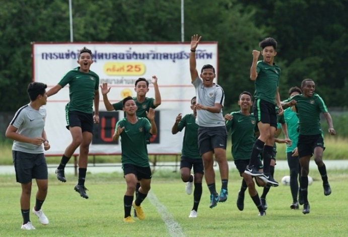 Bantai Myanmar, Timnas U-15 ke Semifinal Piala AFF