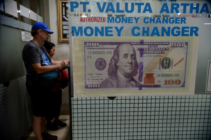 Dolar AS Kehilangan Tenaga