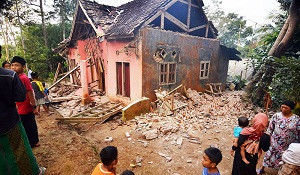 Bantuan Tunai Diberikan untuk Perbaikan Rumah Terdampak Gempa