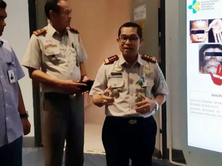 AP II Pasang Pemindai Panas Cegah Ebola