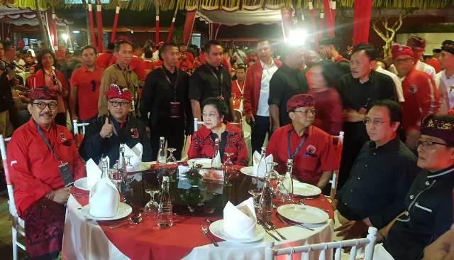 Megawati Minta Semua Kader Hormati Prabowo