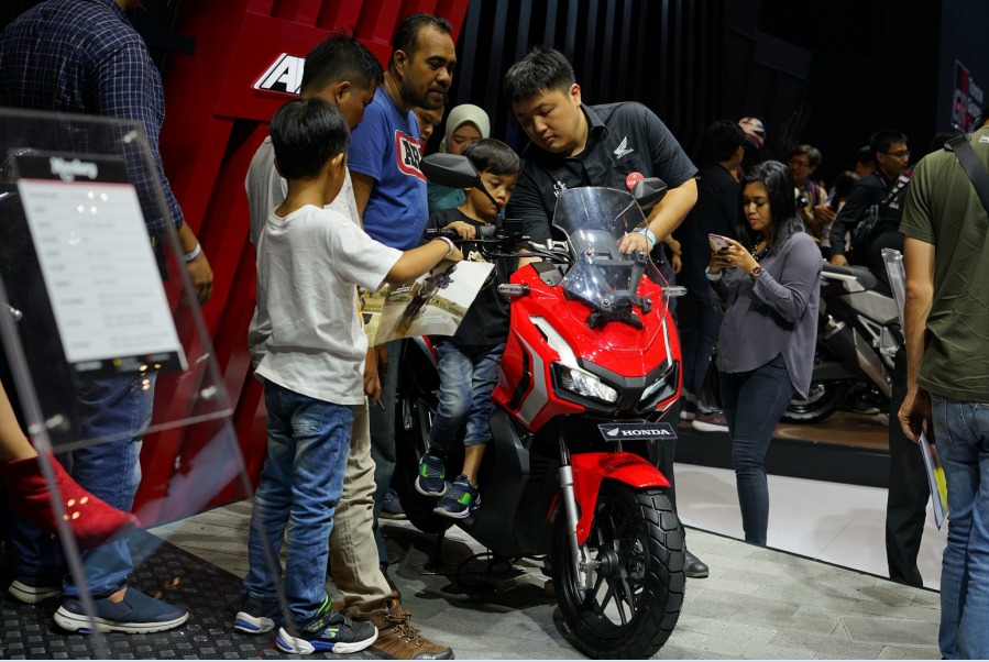 Honda ADV150 menjadi salah satu motor baru yang diluncurkan di GIIAS 2019. AHM