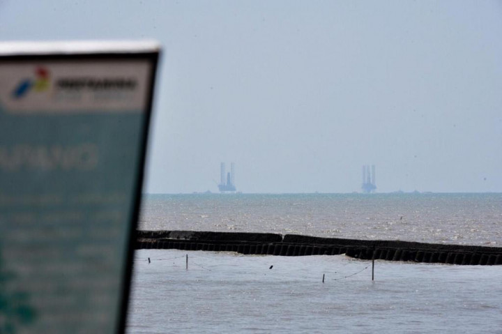 Pertamina Tangkap 3.965 Barel Tumpahan Minyak di Lepas Laut Karawang
