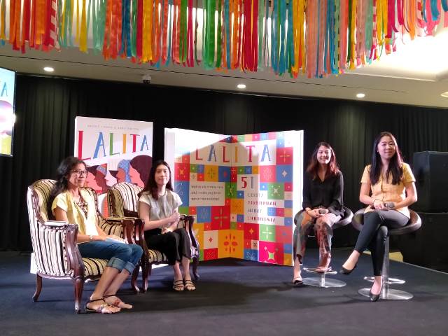 Abigail Limuria dan Grace Kadiman mengeluarkan sebuah buku berjudul 