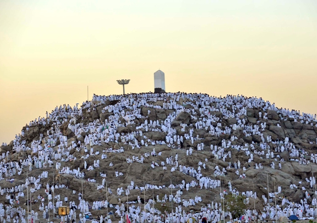 Padang Arafah Diguyur Hujan Puncak Ibadah Wukuf