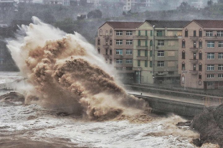Topan Lekima Terjang Tiongkok, 18 Tewas