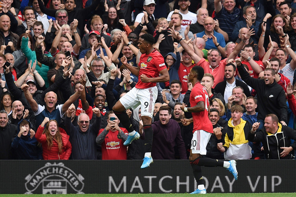 MU Libas Chelsea 4-0 di Old Trafford