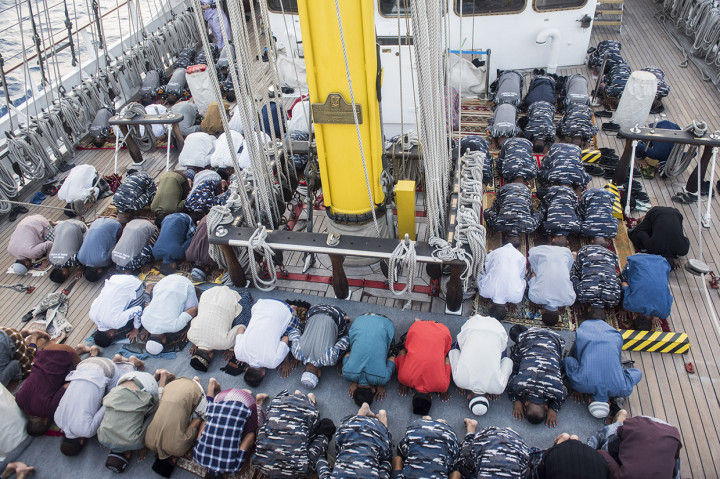 Suasana Iduladha di KRI Bima Suci