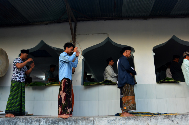 Jemaah Naqsabandiyah di Jombang Salat Iduladha Hari Ini
