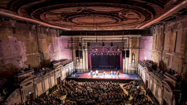 Teater Tertua Dipugar, tapi Kerusakannya Tak Diperbaiki