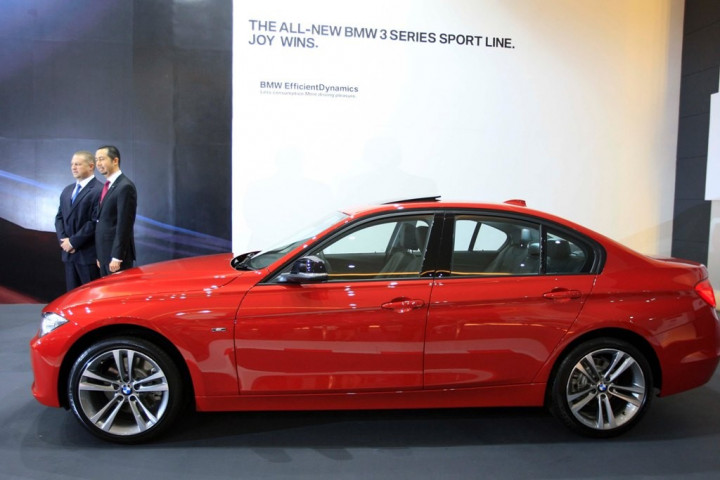 Menperin Pastikan Pajak Mobil Sedan Ikut Dipangkas