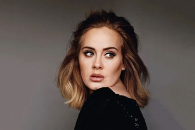 Adele Tampak Bahagia di Instagram