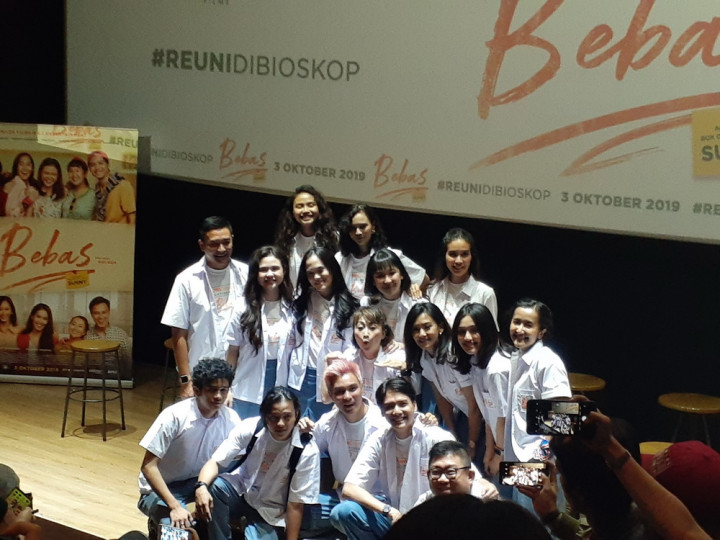 Film Bebas Buat Marsha Timothy Kangen Masa SMA