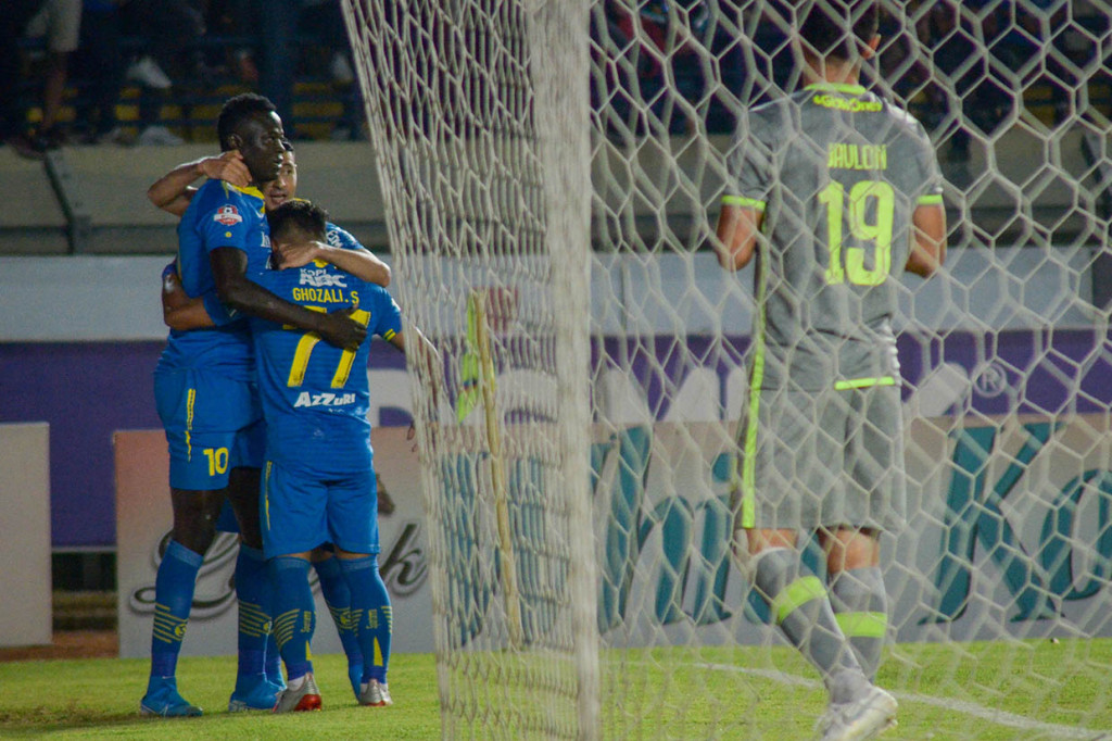 Persib Bandung Ditahan Imbang Borneo FC