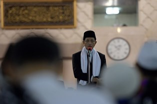 <i>Jauhkan Bangsa dari Fitnah</i>