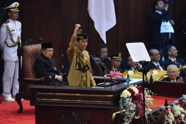 Jokowi: Lembaga Pendidikan Perlu Pembenahan Besar-besaran