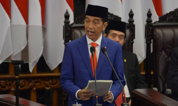 Janji Jokowi untuk Lindungi Masyarakat Lapisan Bawah
