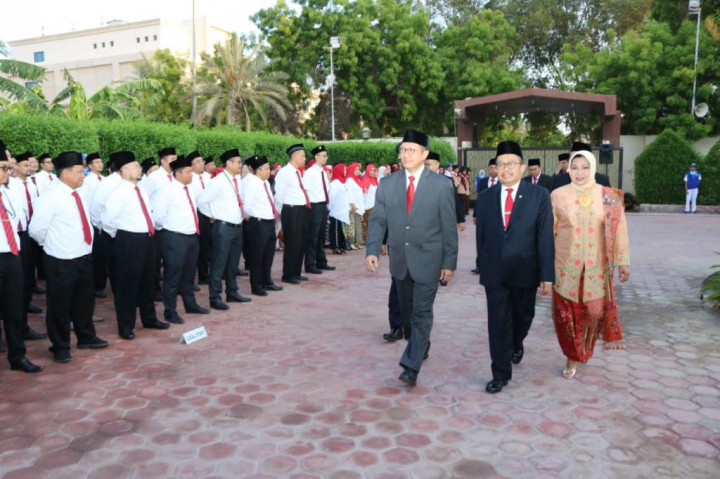 Menag Pimpin Upacara Bendera di KJRI Jeddah