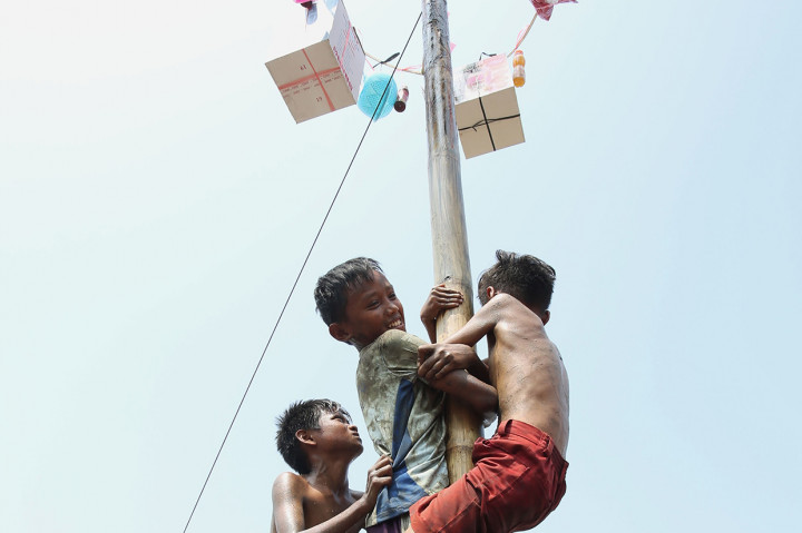 Kemeriahan HUT RI di Lokasi Tumpahan Minyak Pertamina