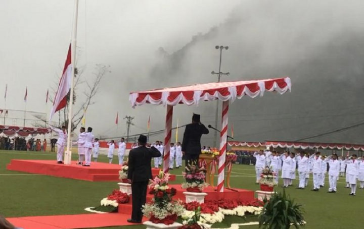 Menteri Jonan Pimpin Upacara HUT RI di Freeport