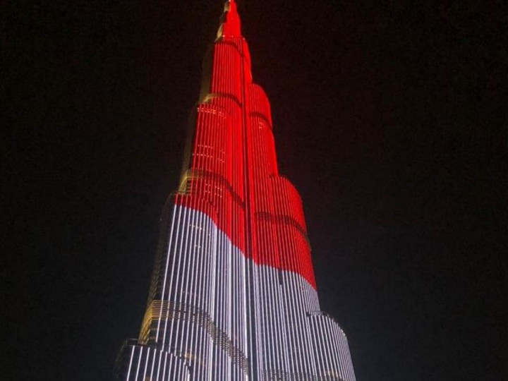 Merah Putih Selimuti Burj Khalifa di HUT ke-74 RI