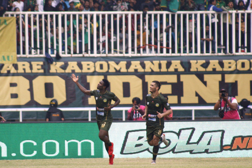 Kalahkan PSS, Tira Persikabo Kembali ke Puncak Klasemen