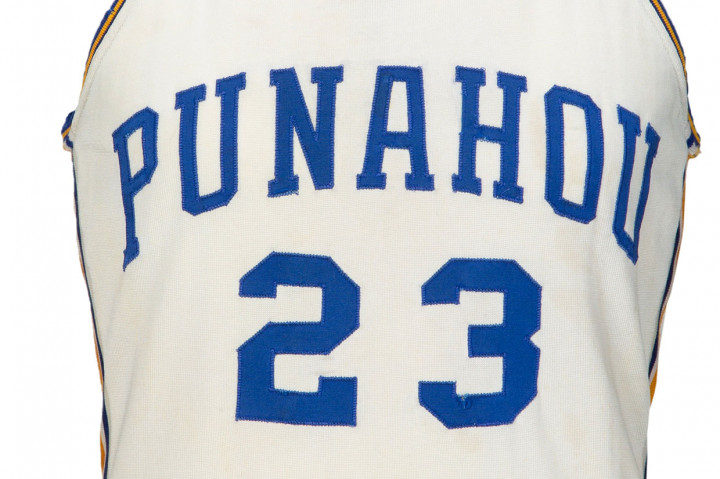 Jersey Basket Obama Laku Dilelang Rp1,7 Miliar
