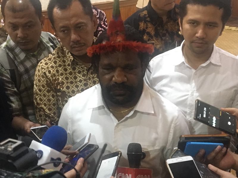  Staf Khusus (stafsus) Presiden sekaligus Ketua Masyarakat Adat Tanah Papua, Lenis Kogoya. Medcom.id/Amaluddin