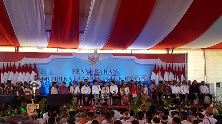 Jokowi Minta Warga Kupang Bijak Gunakan Sertifikat Tanah